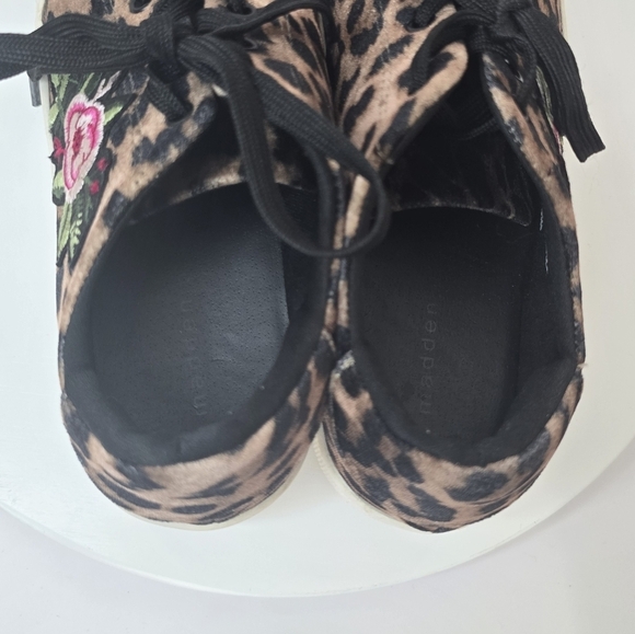 ⭐️40% Off⭐️ Madden Girl Addie Leopard Velvet with Embroidered Rose Sneakers - Picture 11 of 12